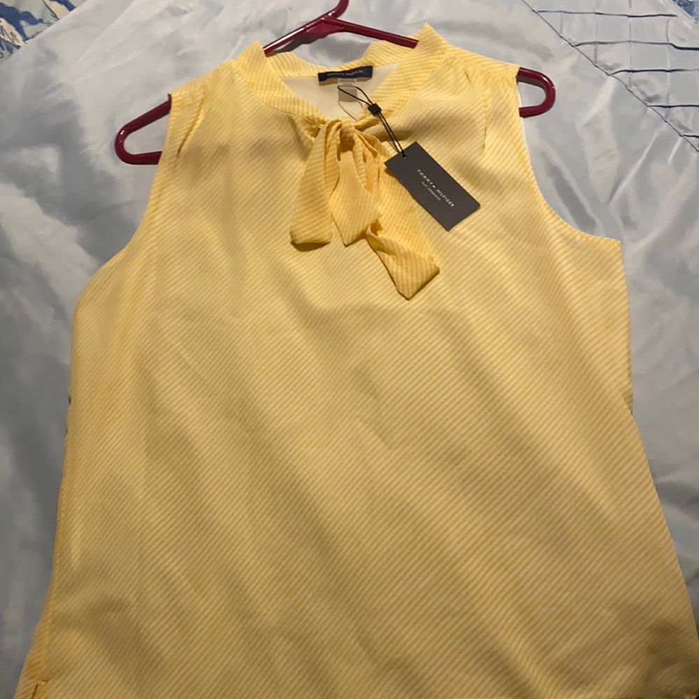 Tommy Hilfiger women’s large yellow top